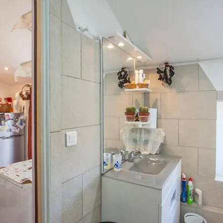 Pratique Et Confortable *